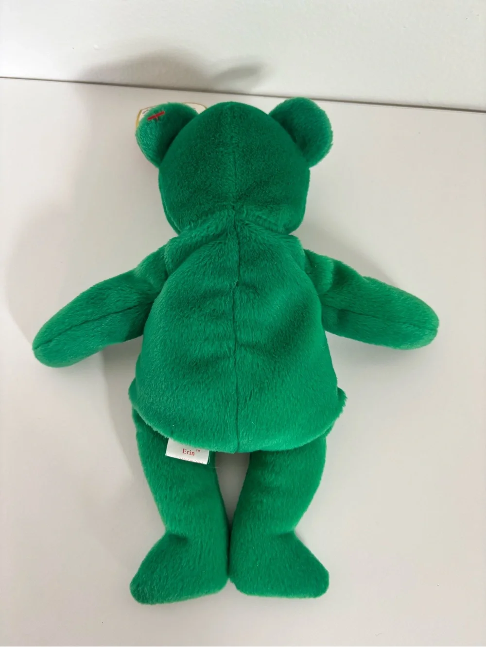 Ty Beanie Baby 'Erin' Green Plush Bear 1997 - Shamrock St. Patrick's Day Toy